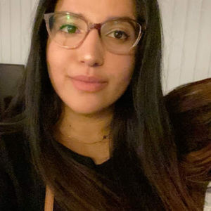 Meet your Posher, Amara